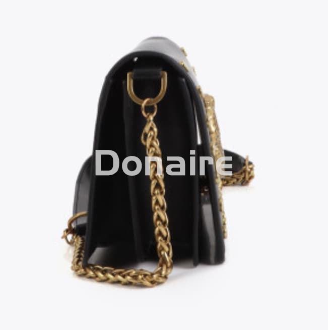 Bandolera con solapa tachas y logo LC animal Lola Casademunt - Imagen 6