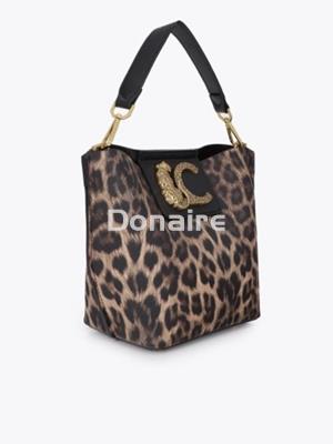 Bandolera leopardo con logo leoparado Lola Casasemunt - Imagen 2
