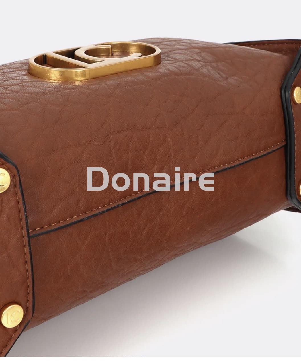 Bandolera marrón con logo dorado Lola Casademunt - Imagen 8
