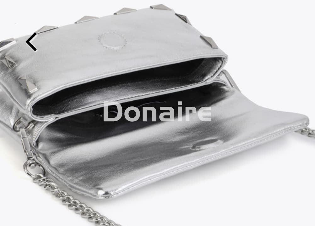 Bandolera plateada con tachas Lola Casademunt - Imagen 5