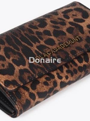 Billetero XL animal print Lola Casademunt - Imagen 2