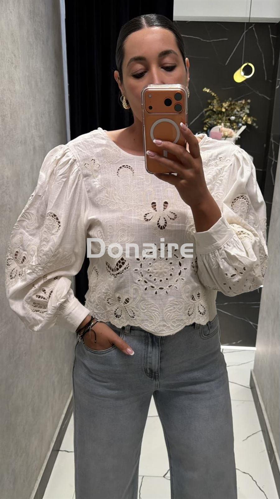 Blusa calada lino NKN - Imagen 1