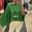 Blusa estilo capa verde en tejido satinado Maite - Imagen 1