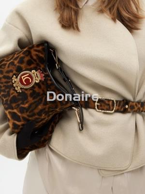 Bolsito animal print y escudo Lola Casademunt - Imagen 1