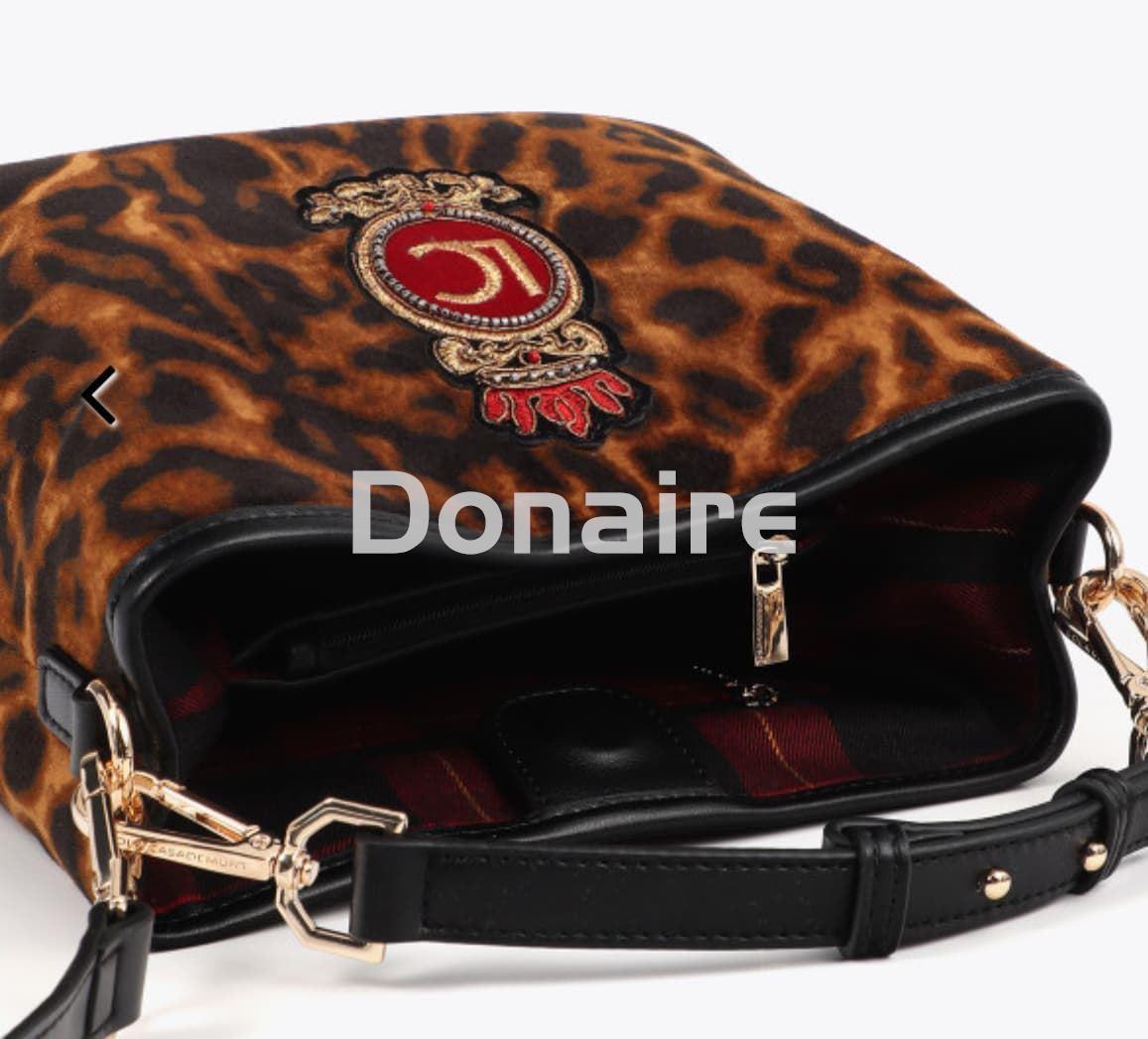 Bolsito animal print y escudo Lola Casademunt - Imagen 4