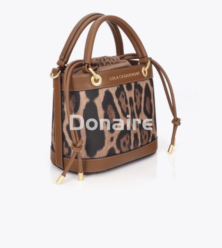 Bolso bombonera animal print Lola Casademunt - Imagen 2