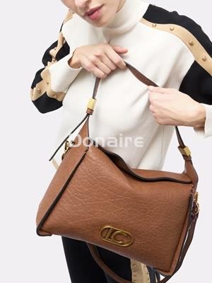 Bolso marrón con logo dorado Lola Casademunt - Imagen 2