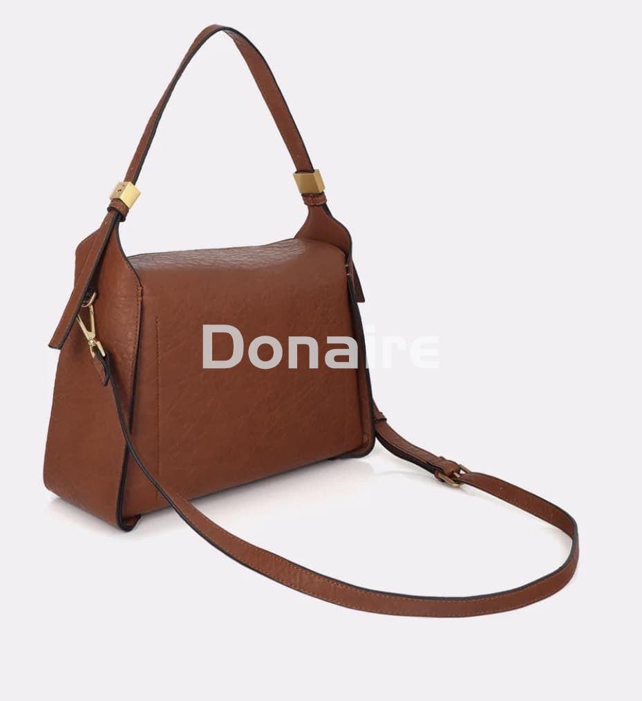 Bolso marrón con logo dorado Lola Casademunt - Imagen 5