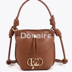 Bolso marrón estilo bombonera Lola Casademunt - Imagen 1