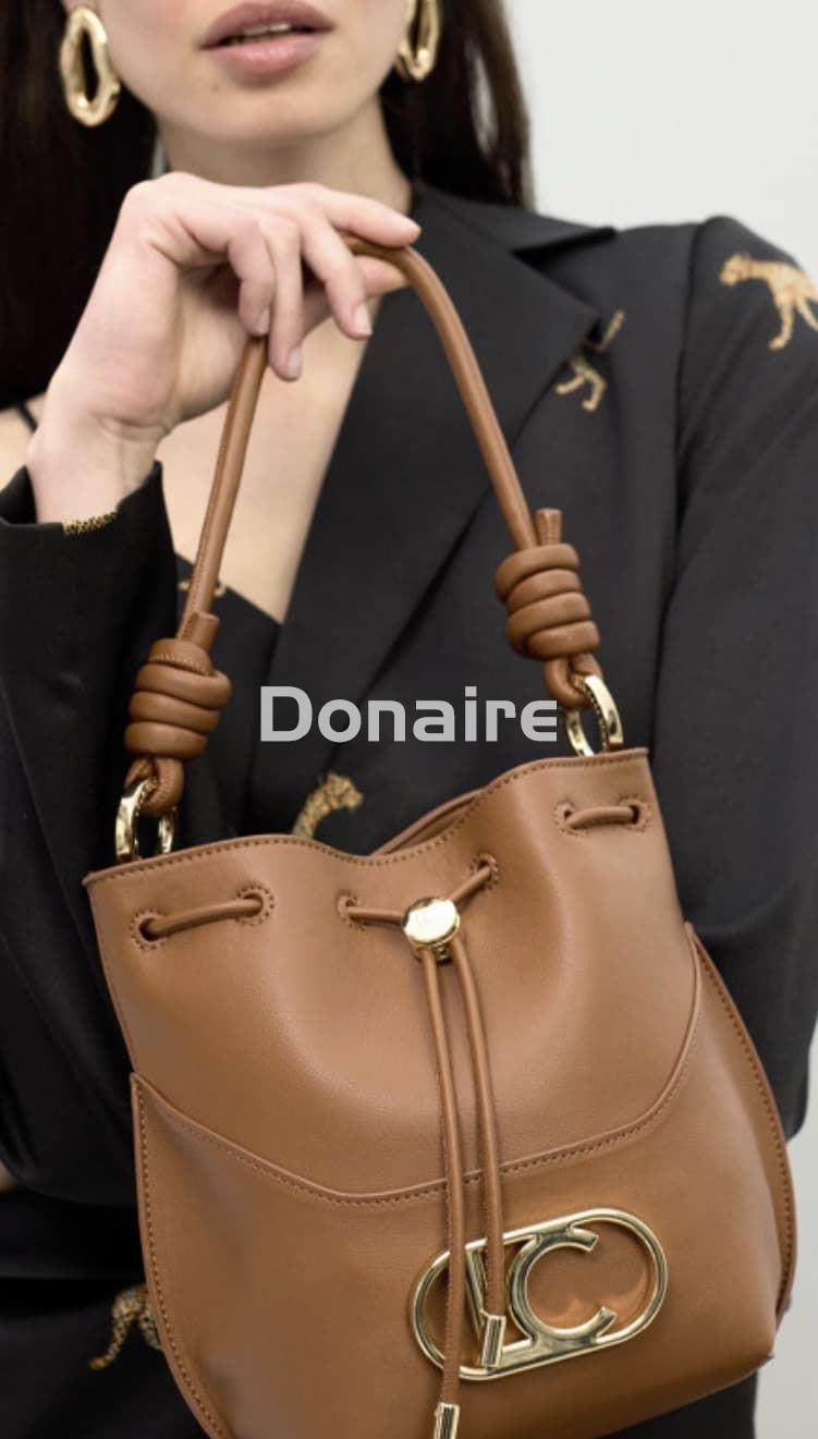 Bolso marrón estilo bombonera Lola Casademunt - Imagen 2