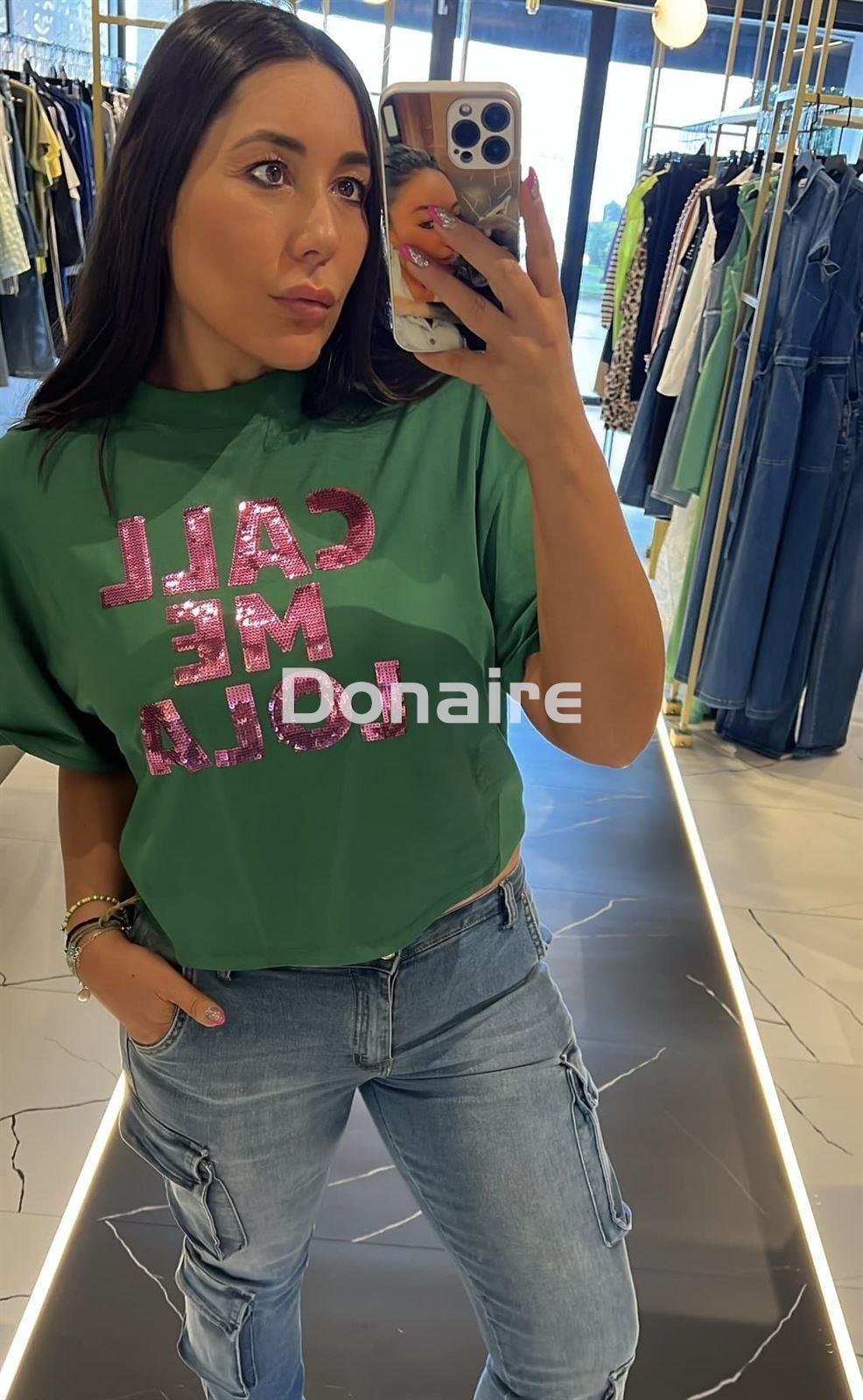 Camiseta crop CALL ME LOLA verde Lola Casademunt - Imagen 1