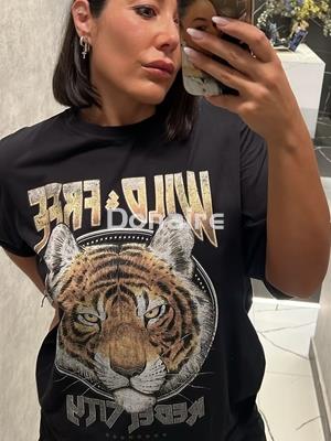 Camiseta tigre REBEL CITY + WILD FREE OPEN NEGRA - Imagen 1