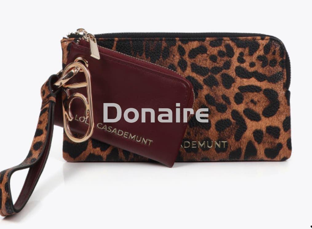Cartera con monedero animal print y burdeos Lola Casademunt - Imagen 3