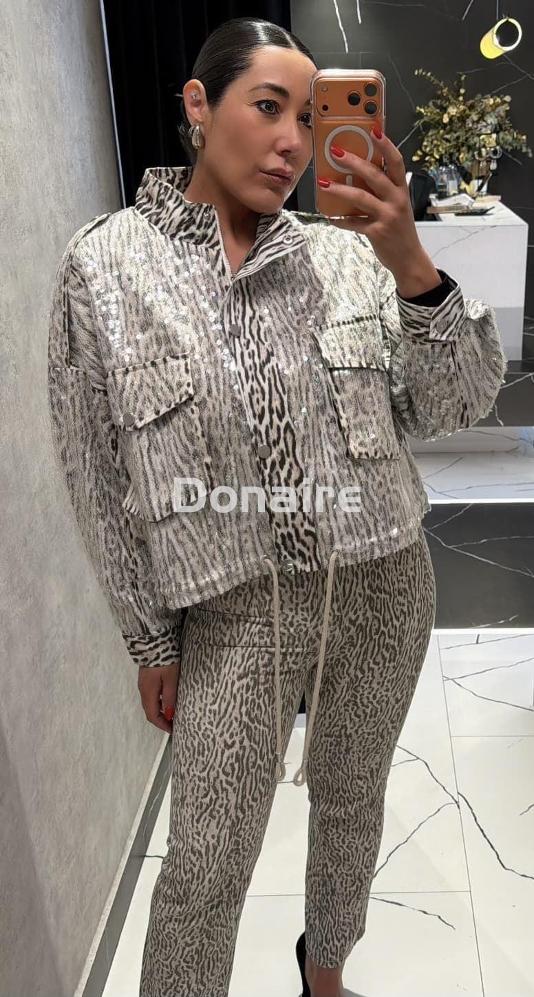 Cazadora animal print y lentejuelas BSB - Imagen 1