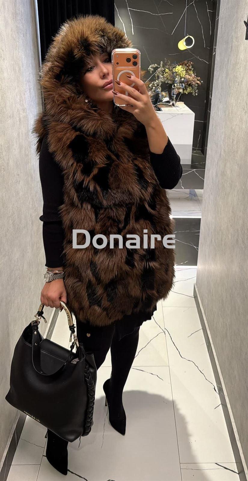 Chaleco pelo marrón y negro con capucha Lola Casademunt - Imagen 1