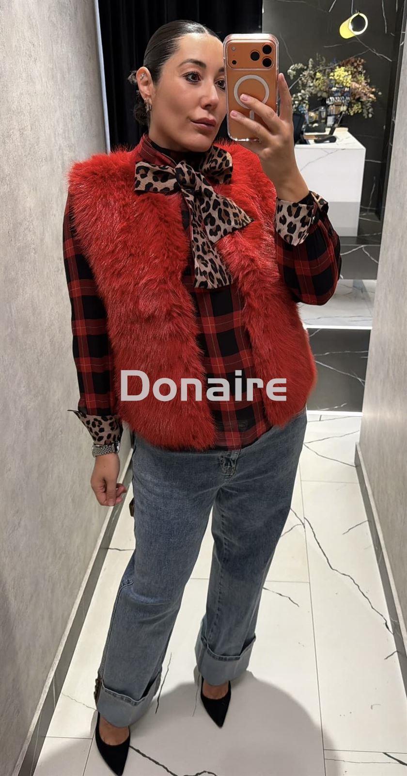 Chaleco pelo y punto rojo Koralline - Imagen 1