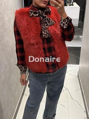 Chaleco pelo y punto rojo Koralline - Imagen 1