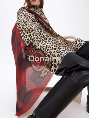 Foulard combinado animal print y tartán Lola Casademunt - Imagen 1