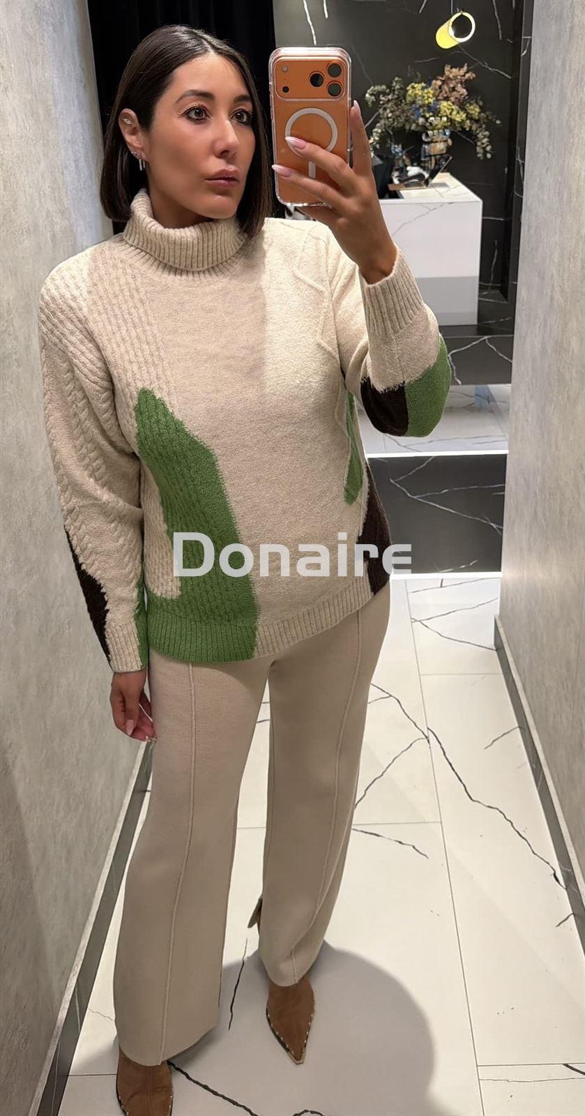 Jersey cuello vuelto crudo detalles marrones y verdes WNT - Imagen 3