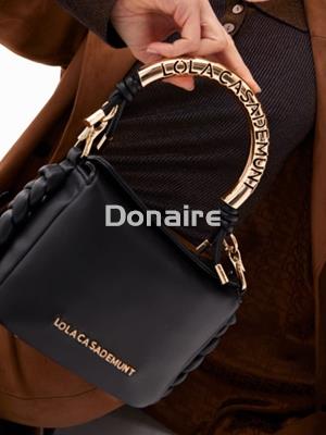 Mini bandolera negra 1981 Lola Casademunt - Imagen 1