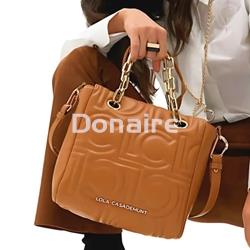 Mini shopper logotipado camel Lola Casademunt - Imagen 2