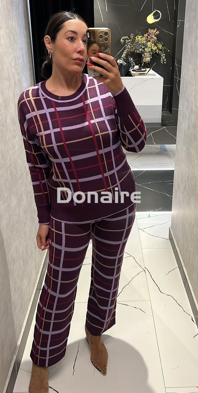 Pantalón de punto morado de cuadros WNT - Imagen 1