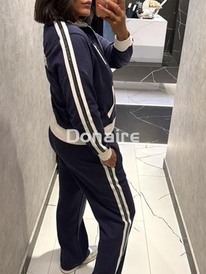 Pantalón jogger azul marino con strass Lola Casademunt - Imagen 2