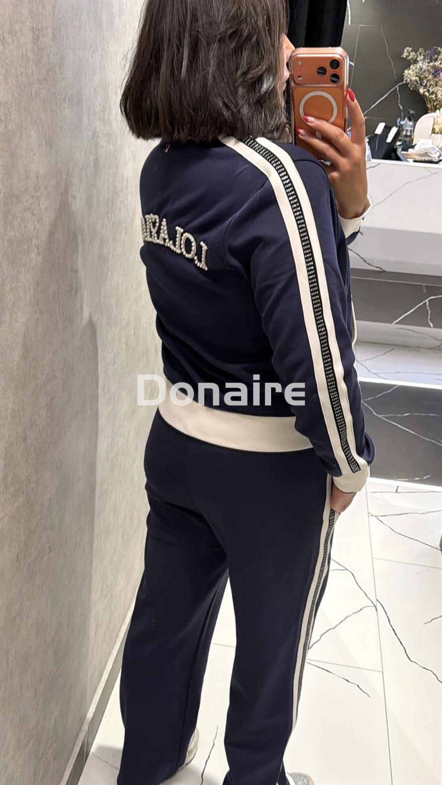 Pantalón jogger azul marino con strass Lola Casademunt - Imagen 3