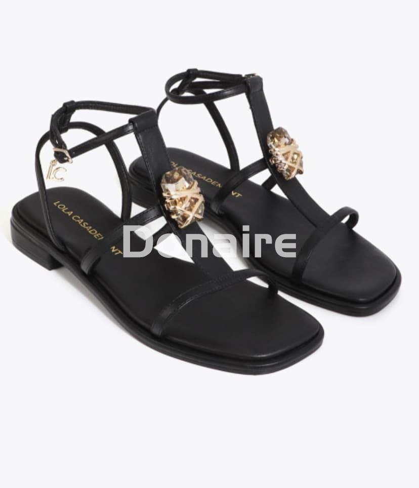 Sandalia plana adorno cristal Lola Casademunt - Imagen 2