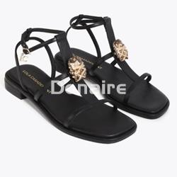 Sandalia plana adorno cristal Lola Casademunt - Imagen 2