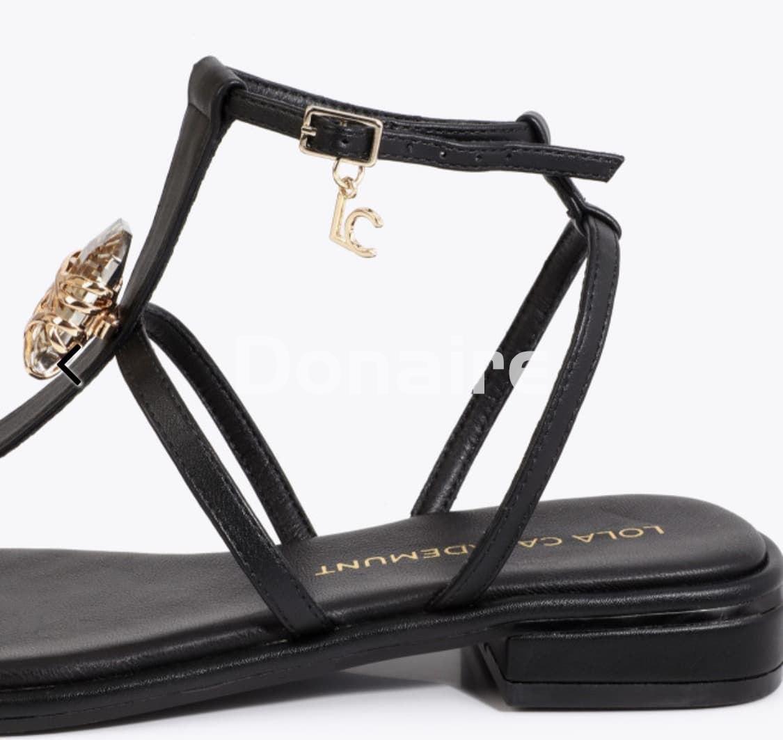 Sandalia plana adorno cristal Lola Casademunt - Imagen 4