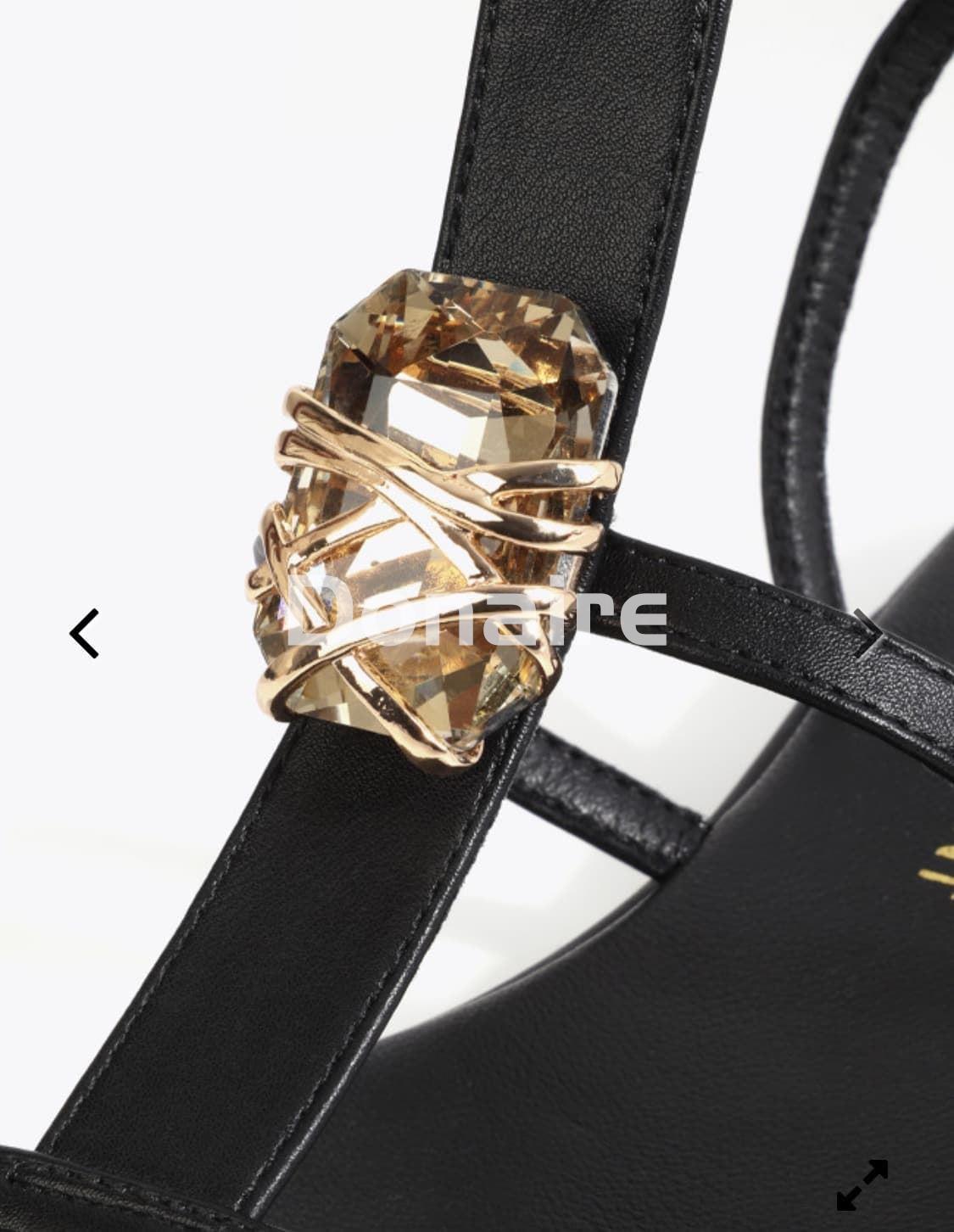 Sandalia plana adorno cristal Lola Casademunt - Imagen 5