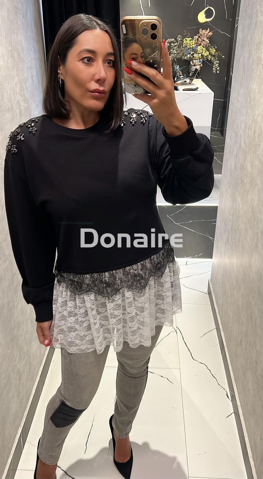 Sudadera con blondas de encaje y pedrería BSB - Imagen 3