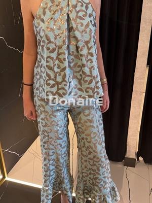 Top halter con lentejuelas bordadas en forma de hoja NKN - Imagen 1