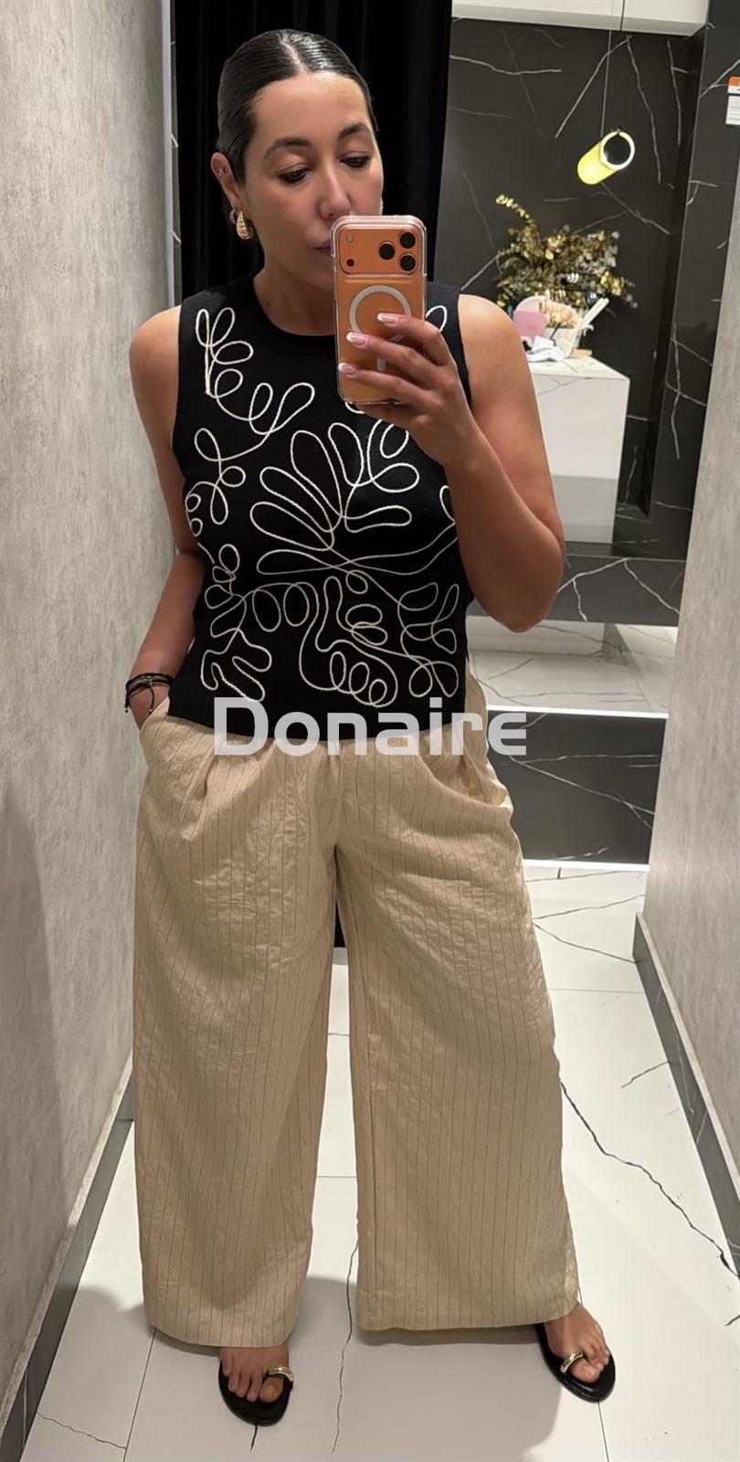 Top negro punto bordado NKN - Imagen 3