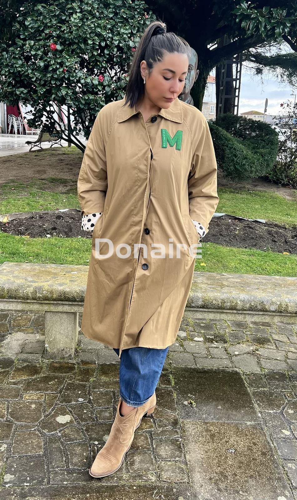 Trench beige con detalle de parches Maite - Imagen 3