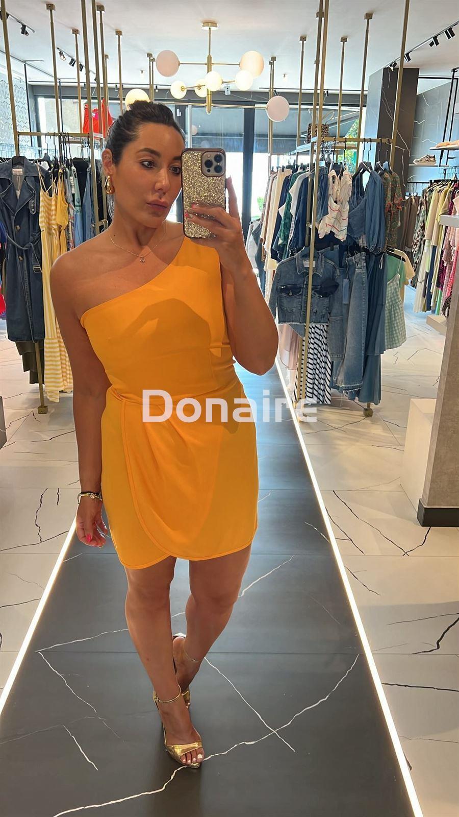 Vestido corto mostaza asimétrico Goa Goa - Imagen 3