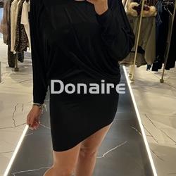 Vestido negro drapeado y hombreras Souvenir - Imagen 1