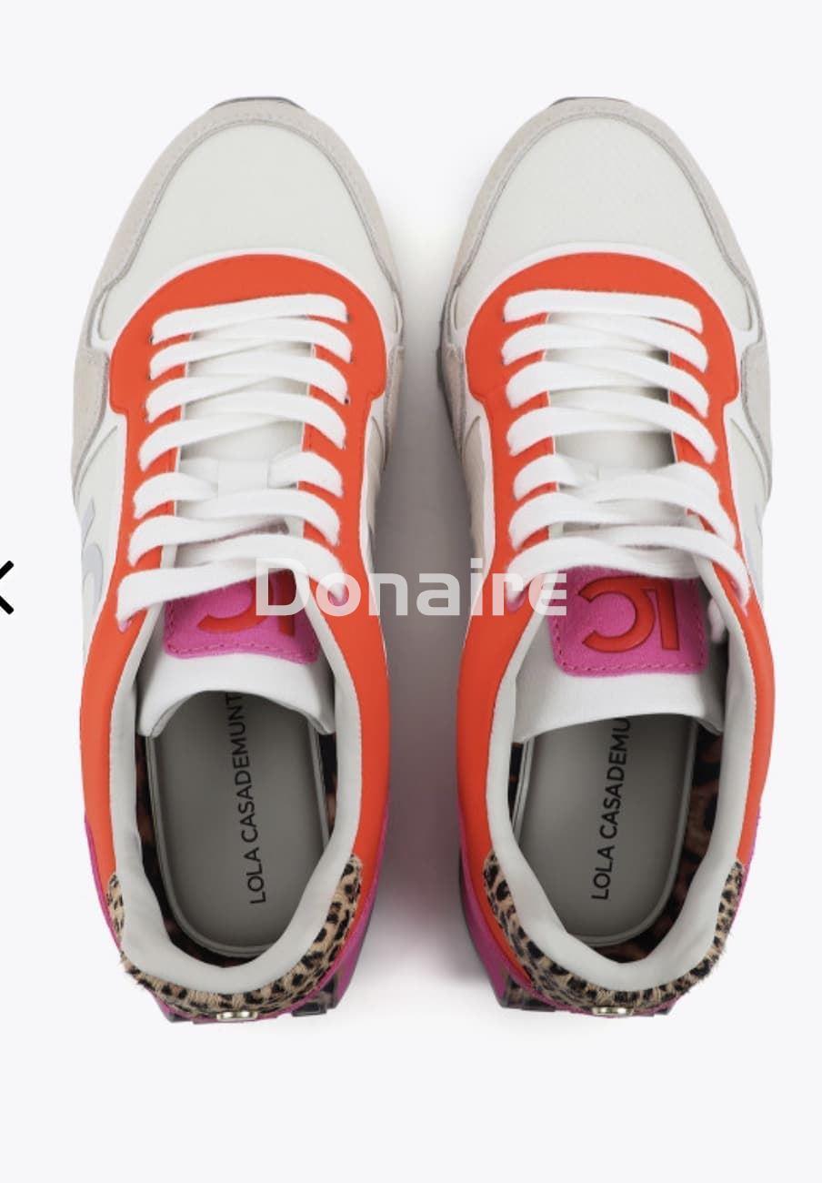 Zapatilla deportiva flúor Lola Casademunt - Imagen 6