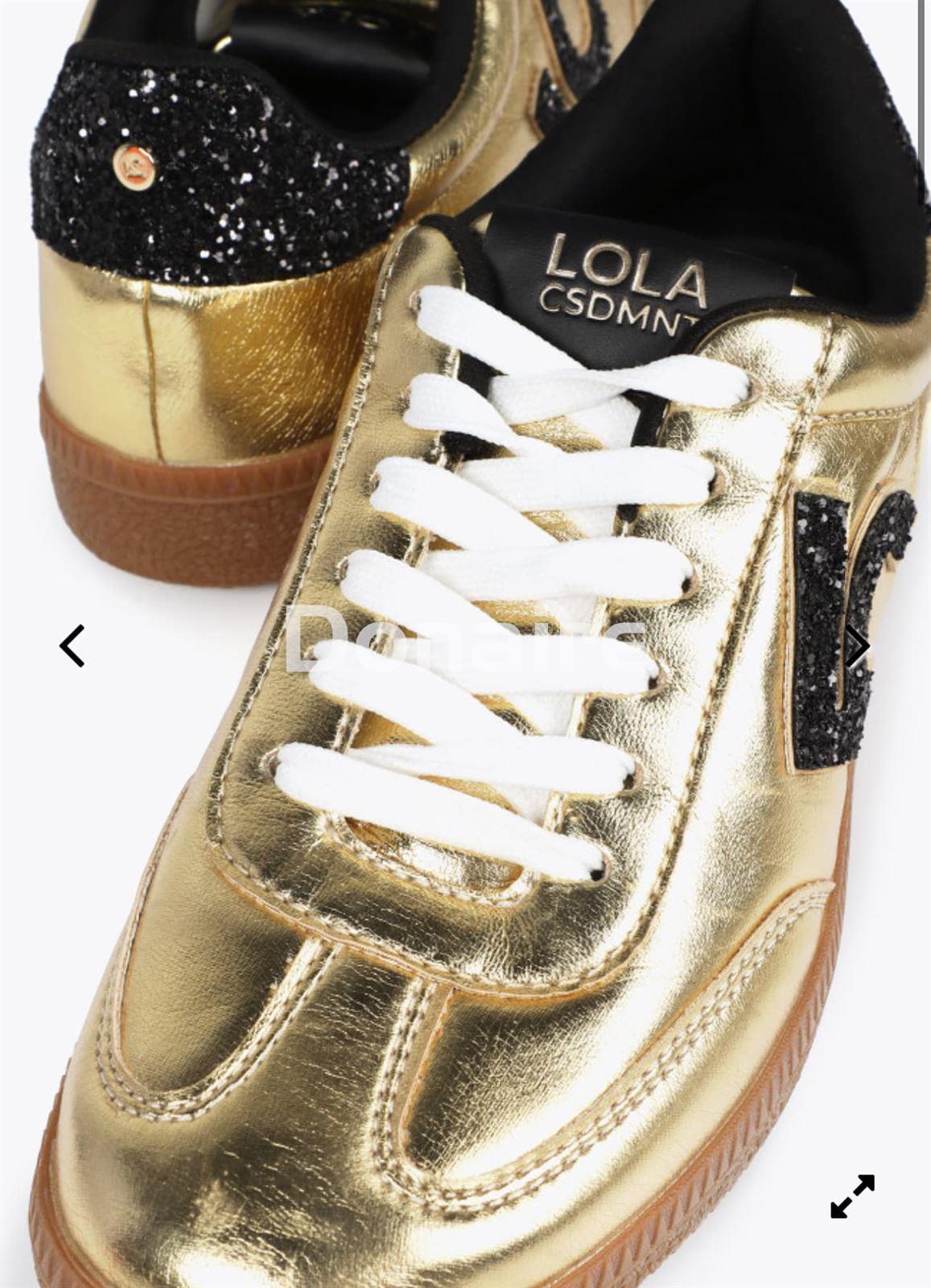 Zapatilla deportiva metalizada con purpurina Lola Casademunt - Imagen 6