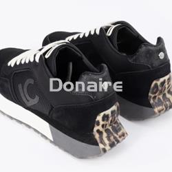 Zapatilla deportiva negra Lola Casademunt - Imagen 2