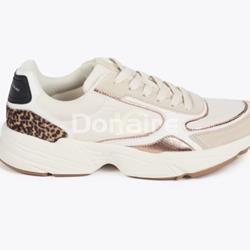 Zapatilla deportiva suela running Lola Casademunt - Imagen 1