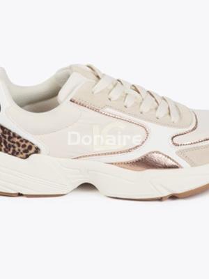 Zapatilla deportiva suela running Lola Casademunt - Imagen 1