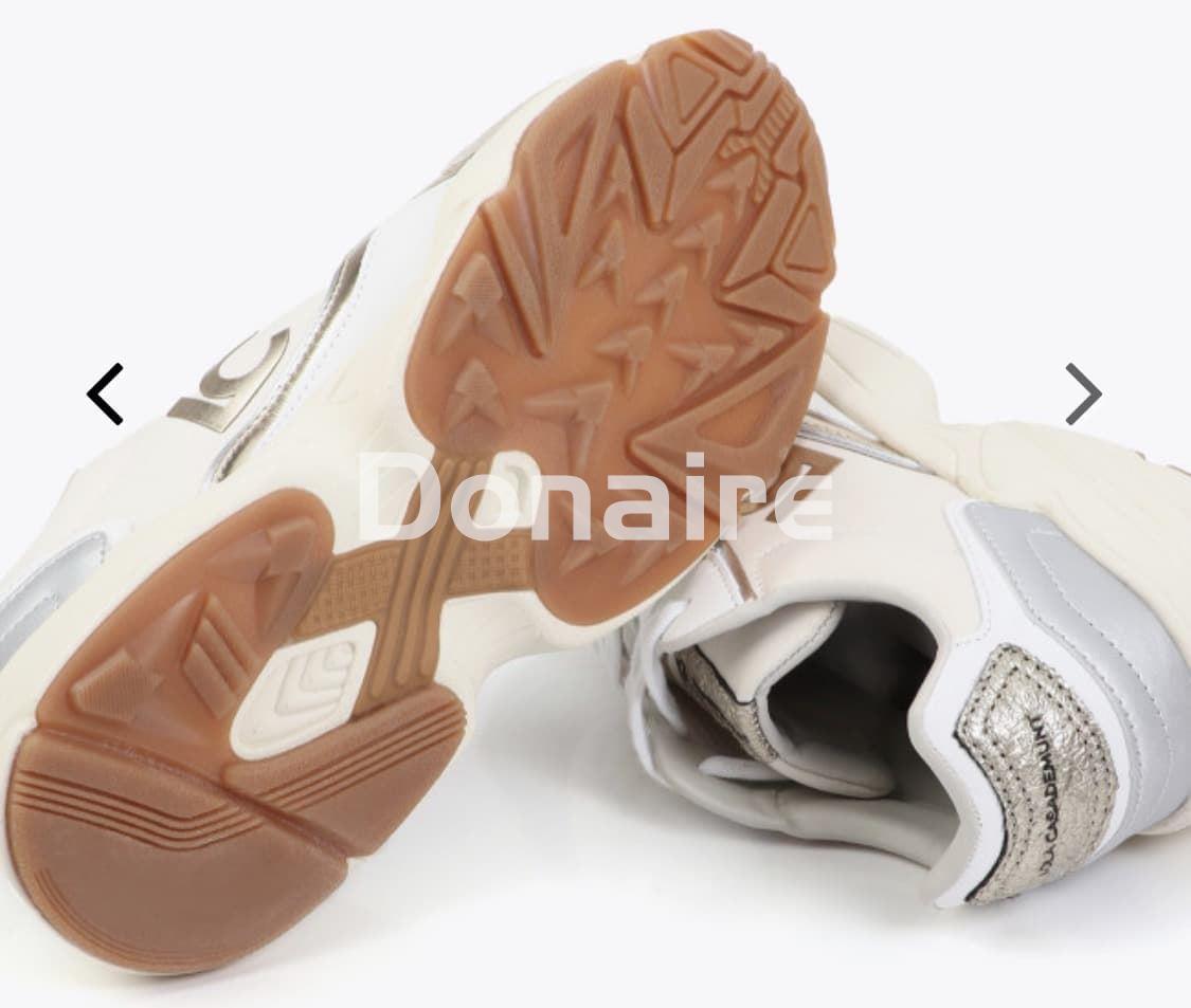 Zapatilla deportiva tipo running Lola Casademunt - Imagen 6