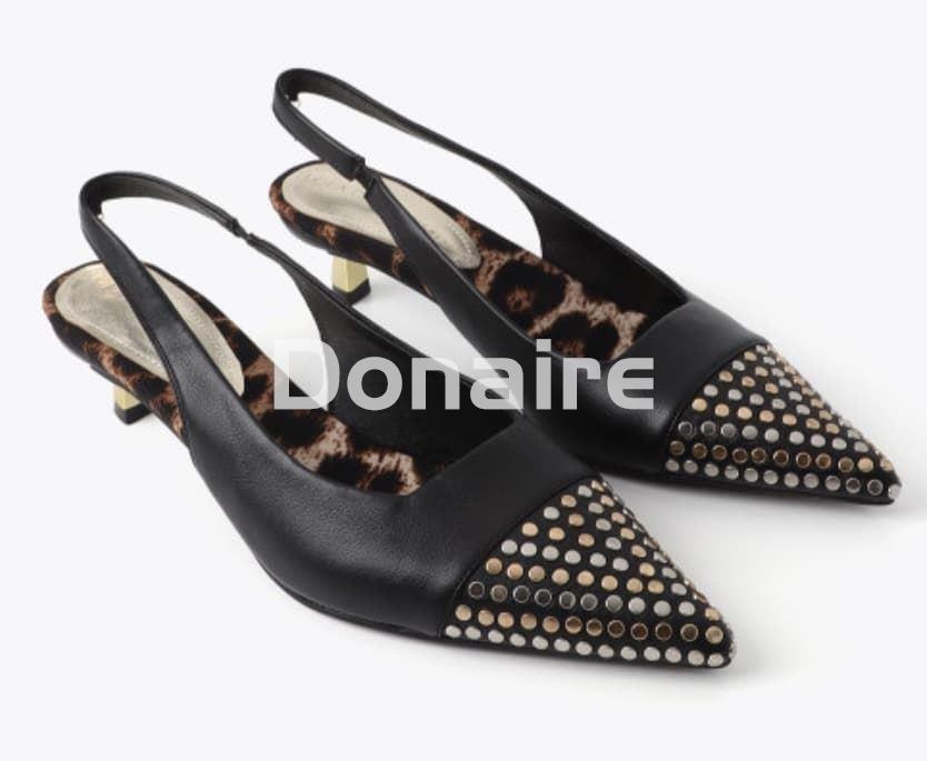 Zapato tacón destalonado tachas Lola Casademunt - Imagen 1